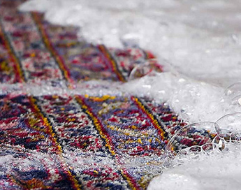 خدمات تخصصی قالیشویی در قالیشویی آپادانا
